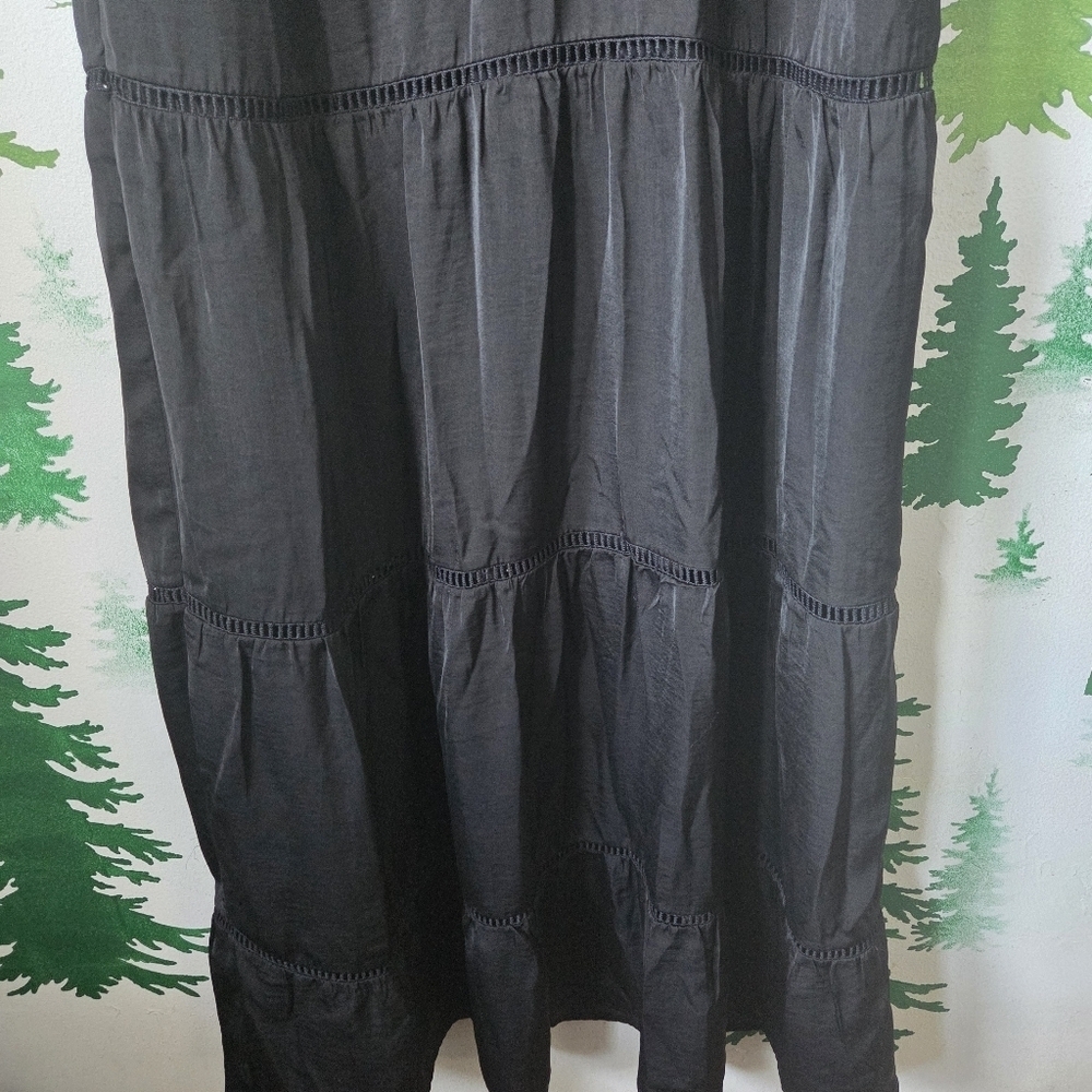 Forever 21 Black Short Sleeve Dress - Picture 3 of 11